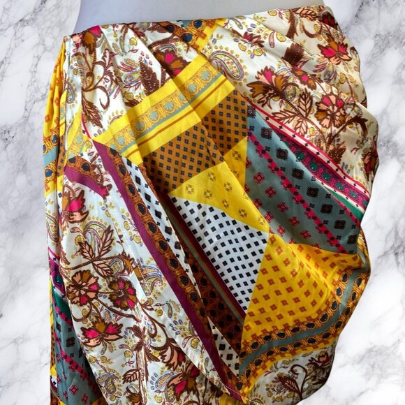 House of Harlow xREVOLVE Caterina Skirt in Patchwork Multi - Picture 9 of 12